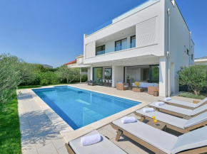 Modern Villa with private pool and terrace